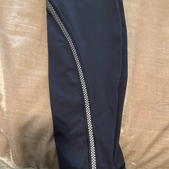 Lululemon Tight - Picture 3 of 5